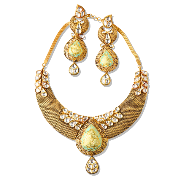 Distinctive Antique Necklace Set with Kundan Gemstones in 22K Gold