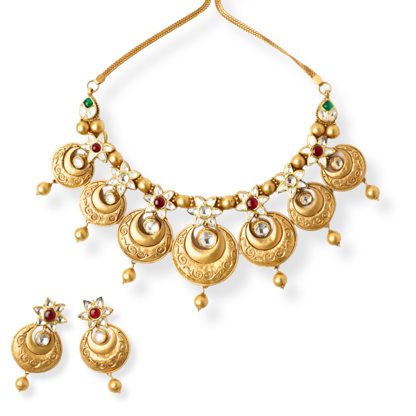 Exquisite Antique Necklace Set with Kundan Gemstones in 22K Gold