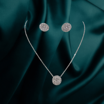 140 18 K Gold Diamond Pendant PD 29/ 0.50 CT Ed 58/ 1.03 CT set 6.25 Gram Gold