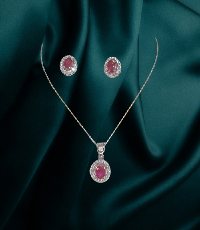 148 KBZ GLD DMD Ruby PNDT set 148 18 K Gold Diamond Pendant PD / 0.37 CT Ed / 0.32 CT Ruby /1.69CT set 7.06 Gram Gold