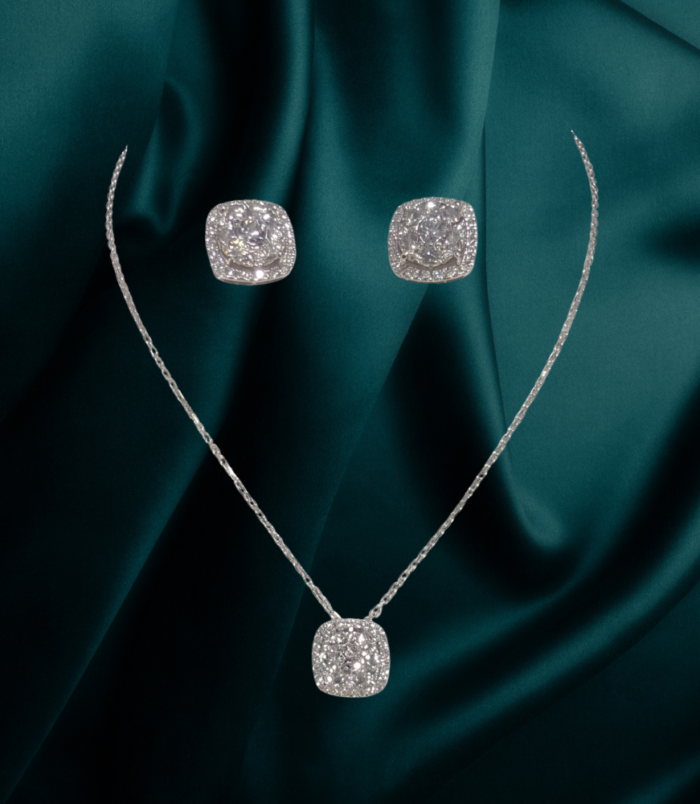 151 KBZ GLD DMD PNDT set 151 18 K Gold Diamond Pendant PD 41/ 0.81 CT Ed 82/ 1.67 CT set 8.06 Gram Gold
