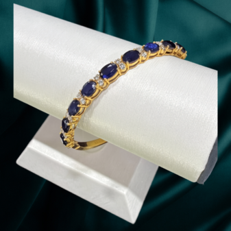 154 18 K Gold Diamond Bracelet 16.23 Gram Gold Diamond /0.81 CT Blue Sapphire /9.07 CT