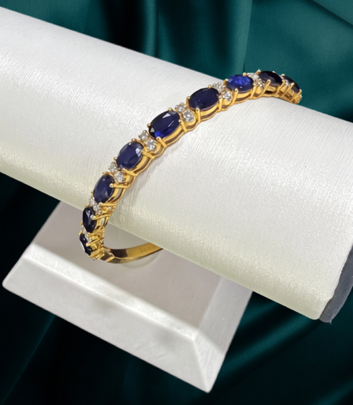 154 18 K Gold Diamond Bracelet 16.23 Gram Gold Diamond /0.81 CT Blue Sapphire /9.07 CT