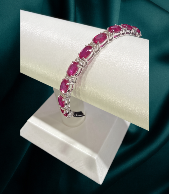 155 KBZ GLD DMD RUBY BRACELET 155 18 K Gold Diamond Bracelet 16.62 Gram Gold Diamond /1.01 CT RUBY /9.25 CT