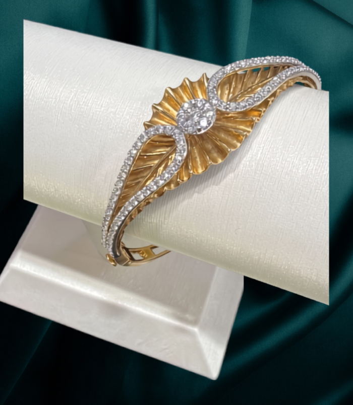 156 18 K Gold Diamond Bracelet 22.01 Gram Gold Diamond /1.92 CT ED 82/ 1.67