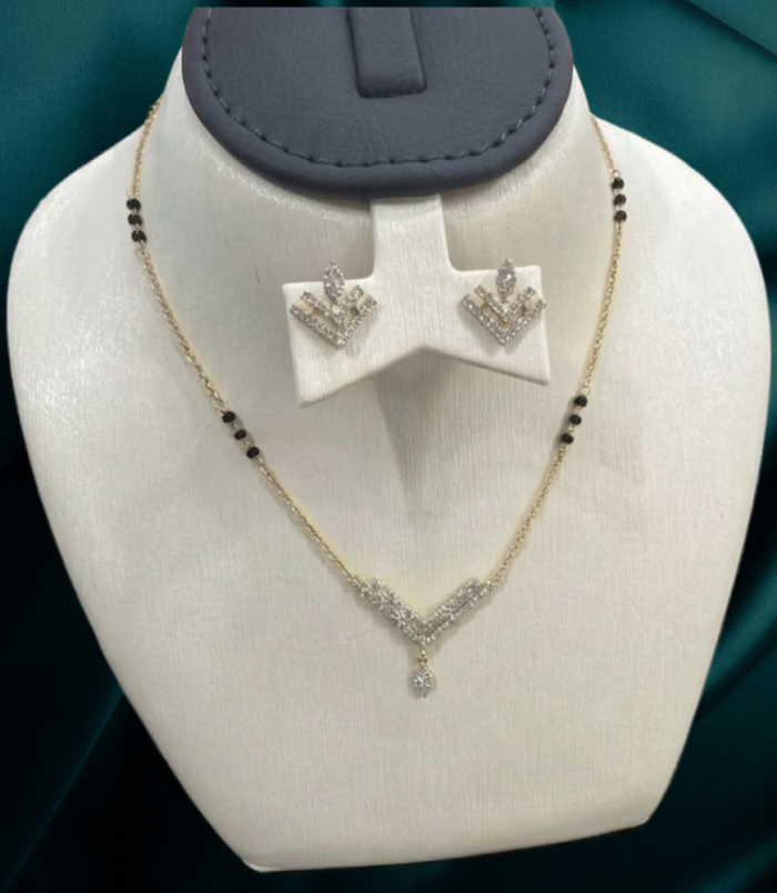 243 KBZ GOLD DMD MSTR SET 22K GOLD Diamond Mangalsutra Earring SET