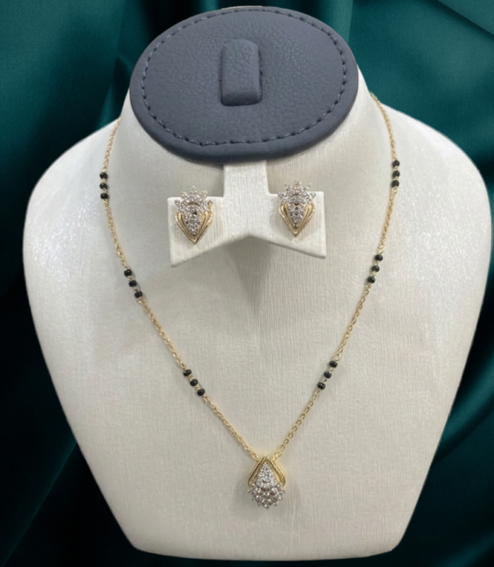 245 KBZ GOLD DMD MSTR SET 22K GOLD Diamond Mangalsutra Earring SET